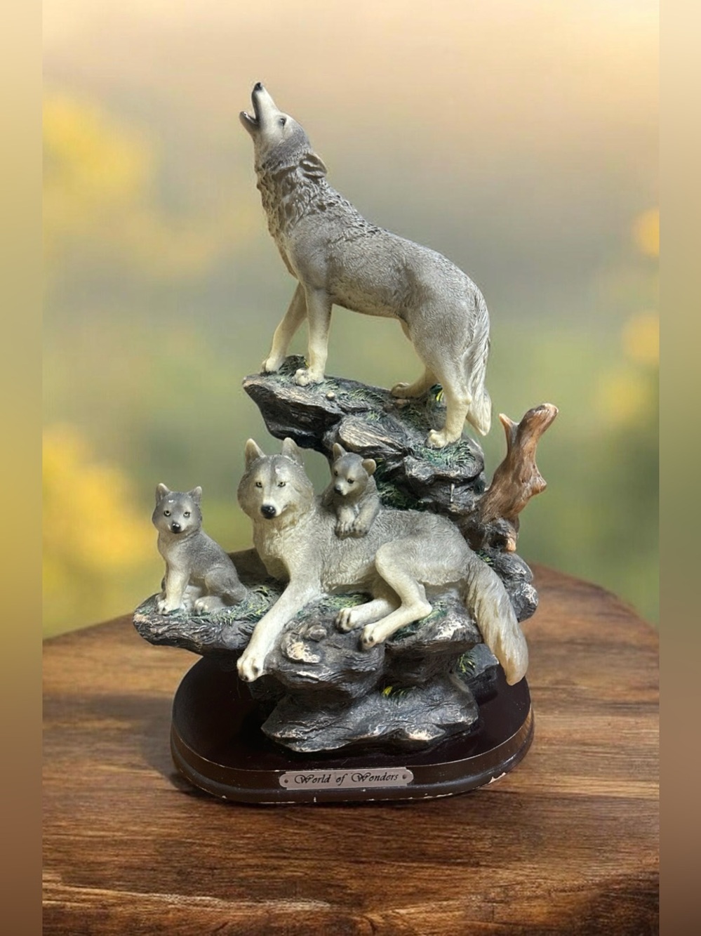 Gray Wolf Family Statue - Home Art Figurine